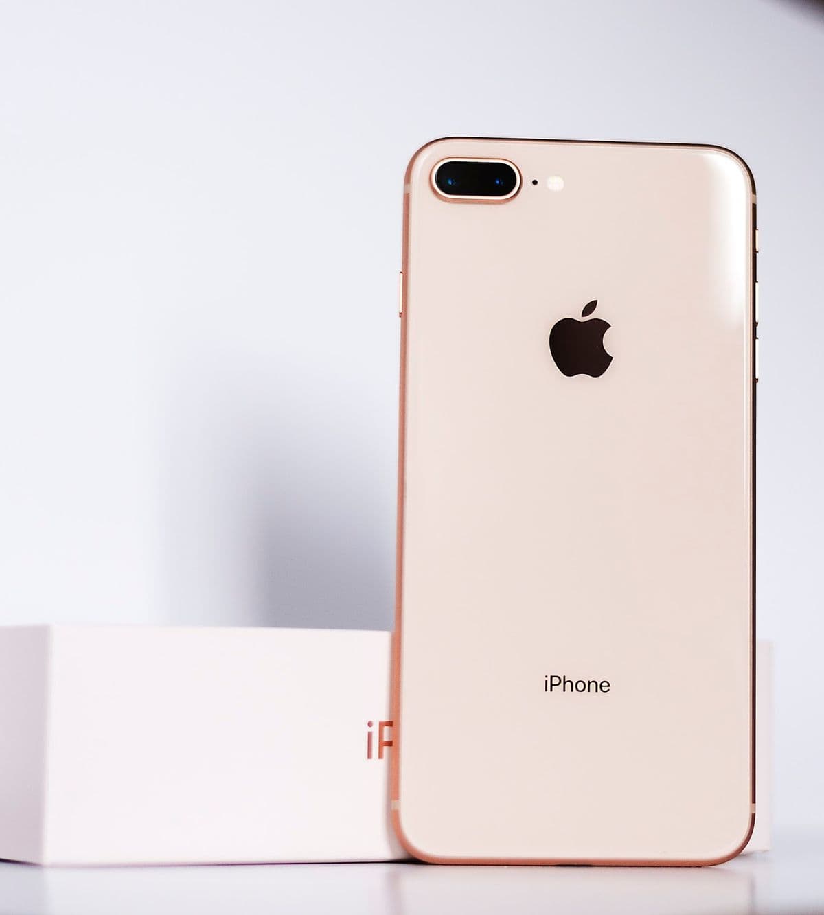 iPhone 8 Plus 64GB Cũ 99%